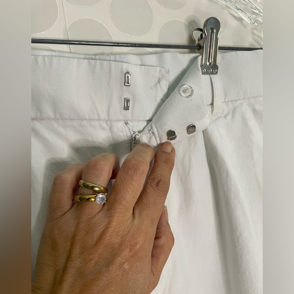Zara women's shorts white, viscose cotton linen. Size XS - Picture 7 of 17